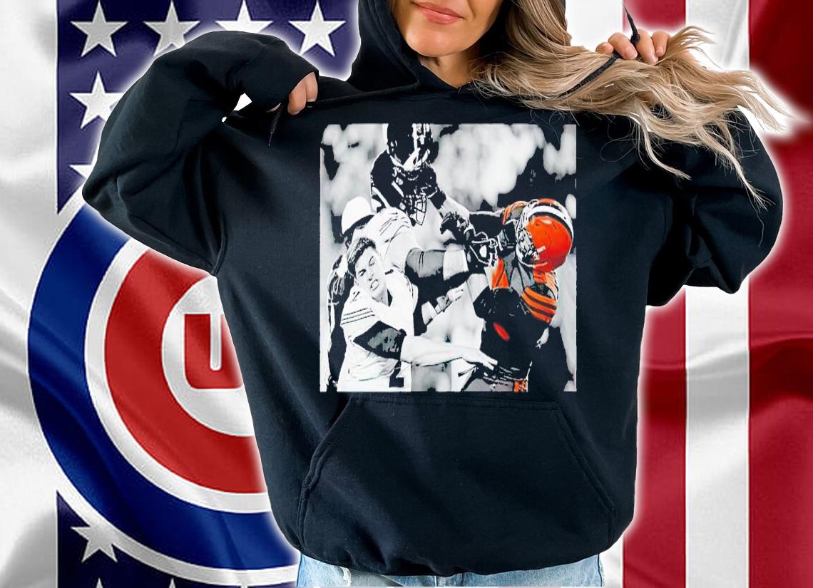 Free Myles Garrett Rudolph Helmet smash Cleveland Football shirt t-shirt hoodie
