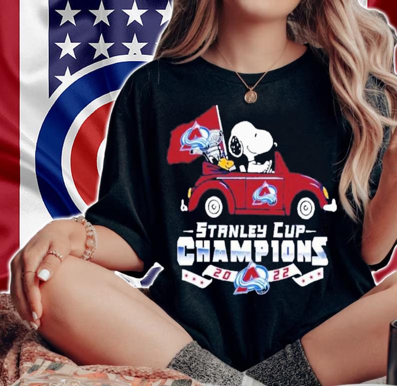 Snoopy And Woodstock Riding Car Colorado Avalanche Stanley Cup Champions 2022 Shirt t-shirt