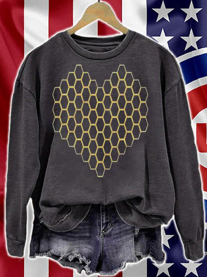 Beekeeper  Honeycomb Heart Beekeeping Gift Shirt t-shirt sweatshirt