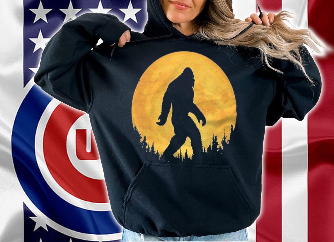 Bigfoot Night Minimalist Full Moon & Trees Sasquatch Shirt t-shirt