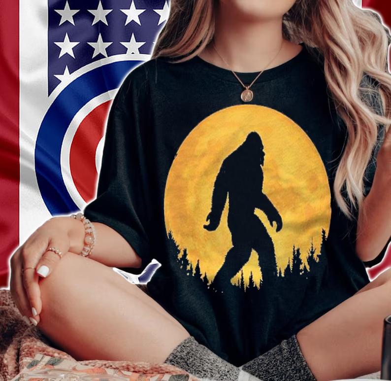 Bigfoot Night Minimalist Full Moon & Trees Sasquatch Shirt t-shirt
