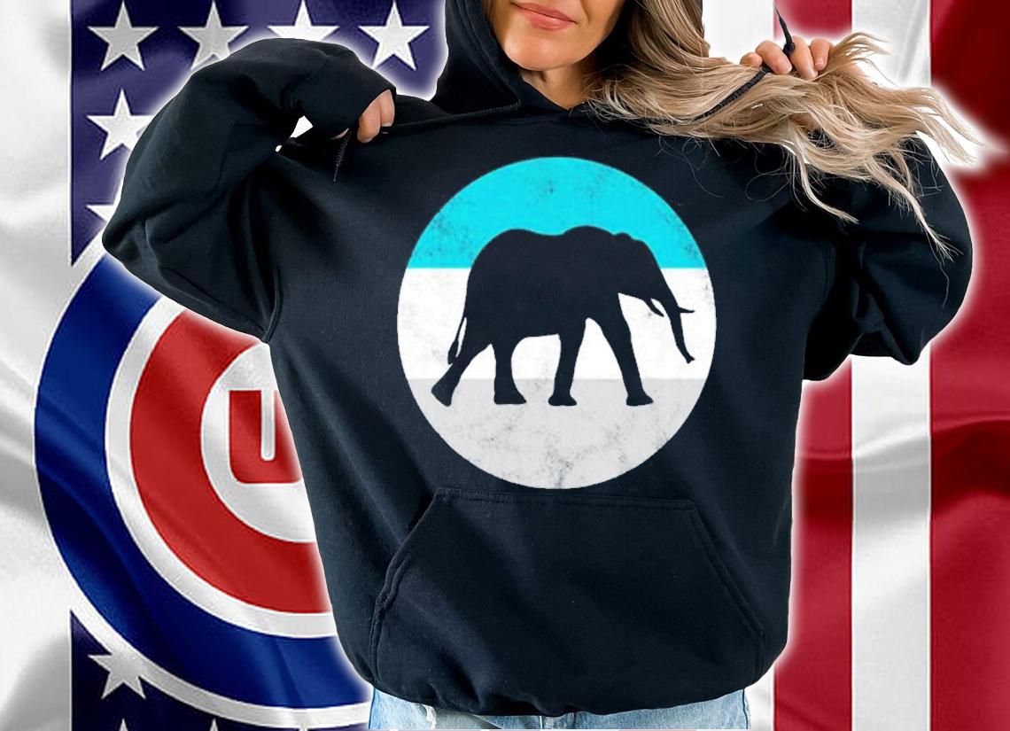 Elephant Gif For Men Women Boys & Girls Retro T-Shirt t-shirt