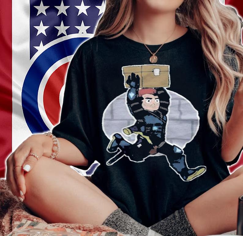 Sneegsnag chest Goblin T-shirt woman shirt