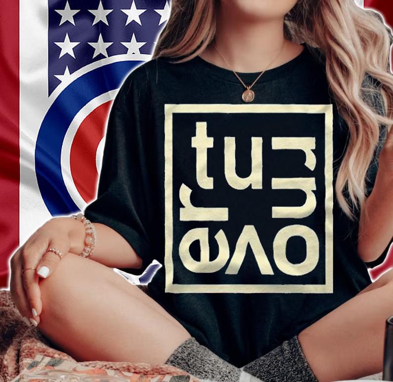 Turnover logo T-shirt woman shirt