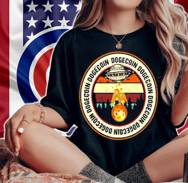 Alien space trying to take Dogecoin UFO shirt woman shirt